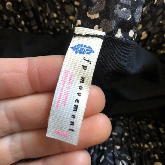 Free People movement the way home shorts leopard print high rise short size M - Picture 7 of 12